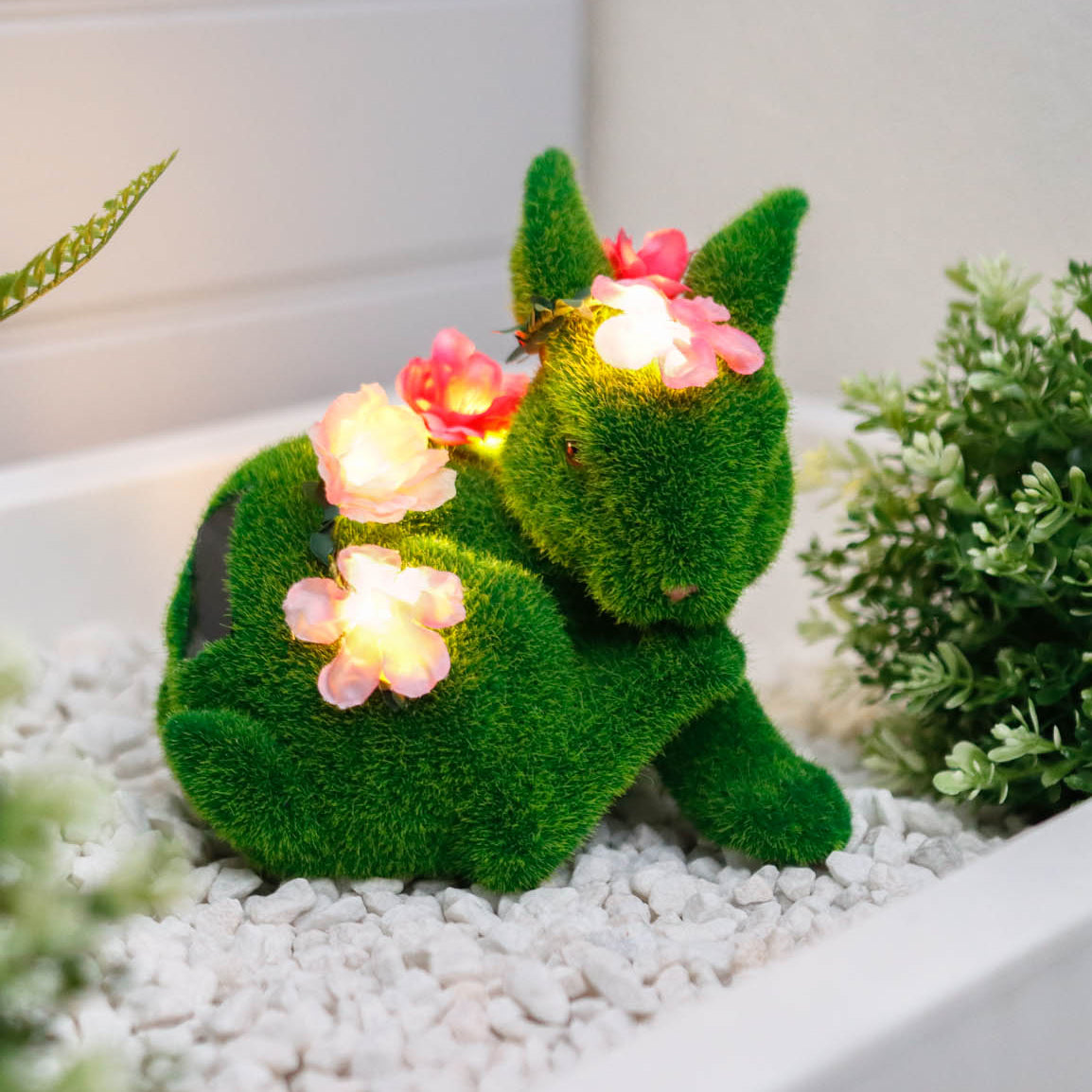 Solar Sitting Rabbit with Flowers – Garden LED Ornament – Street Rhino